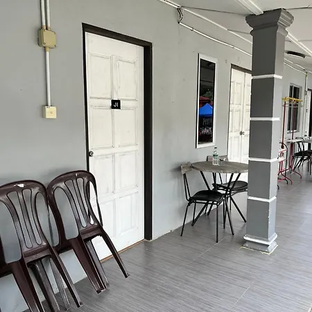 Julies Hostel Taman Negara-3